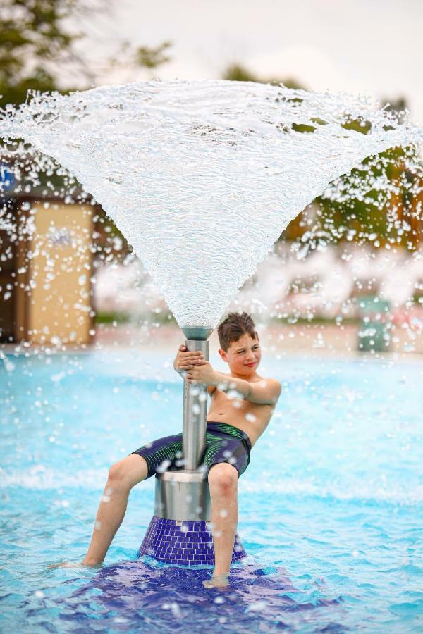 Barack Thermal & Natura Apartments Tiszakecske Ngoại thất bức ảnh