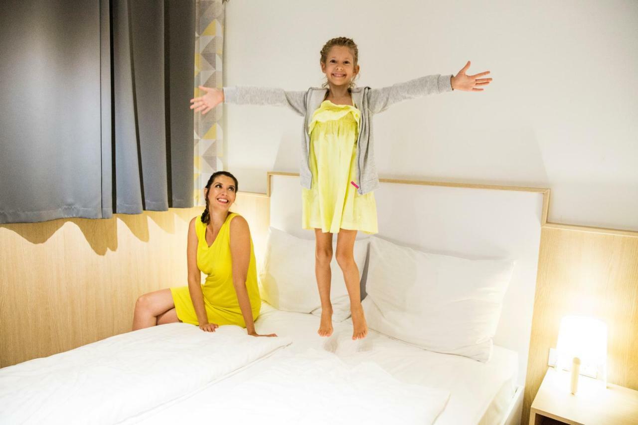 Barack Thermal & Natura Apartments Tiszakecske Ngoại thất bức ảnh
